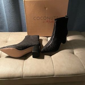 Matisse Coconuts black ankle boots with silver zipper. 3” heel.  Brand new.